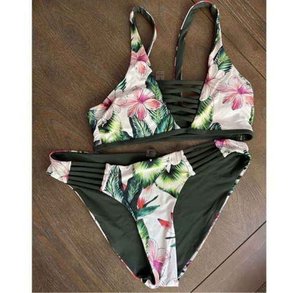 TiniBikini Other - TiniBikini Floral Bikini Set